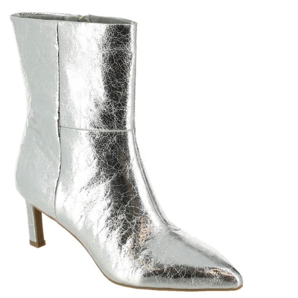 Dolce Vita | size 9 | gradie silver boot